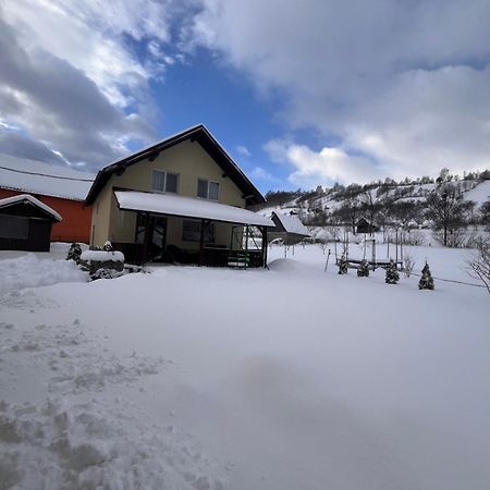Casa In Curte La Zavate Villa Bran  Exteriör bild