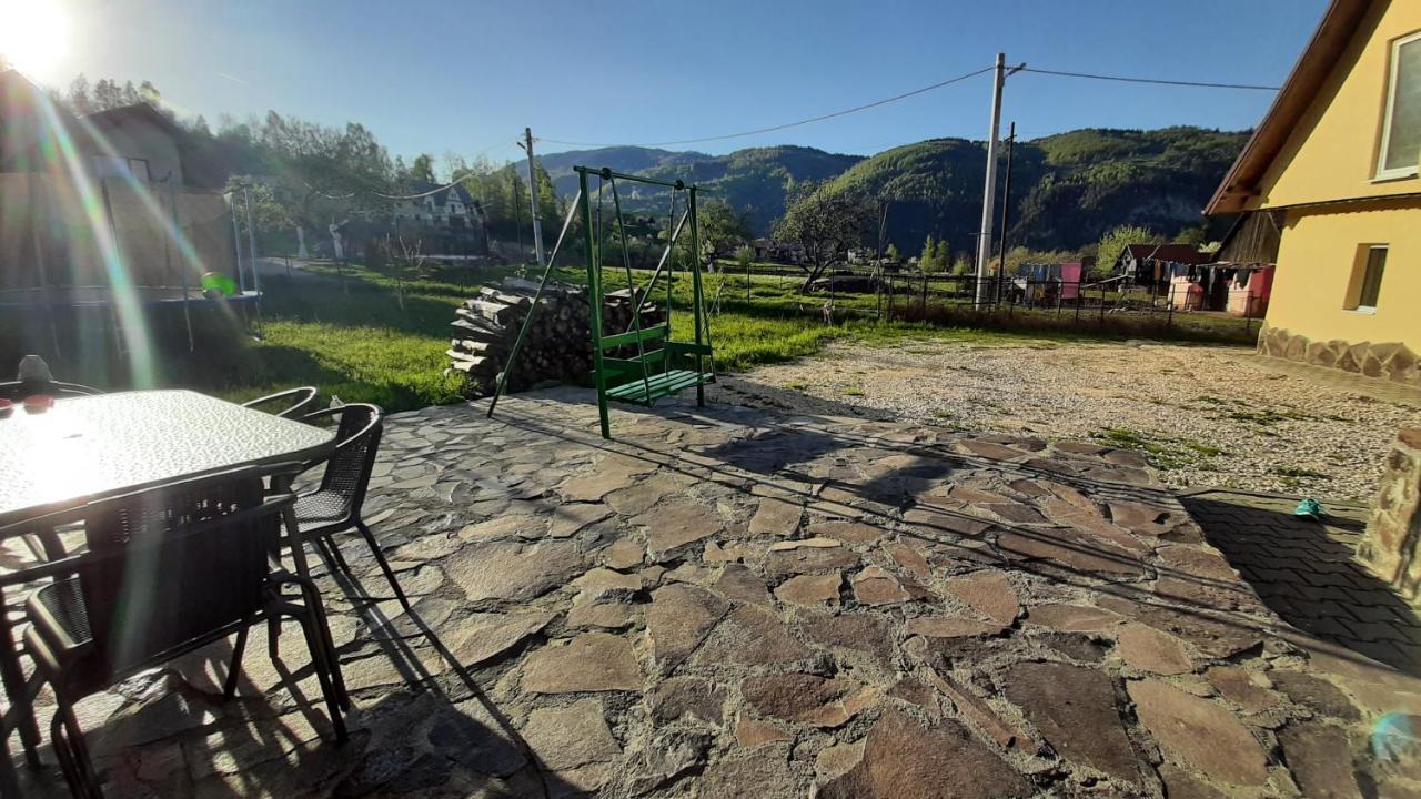 Casa In Curte La Zavate Villa Bran  Exteriör bild