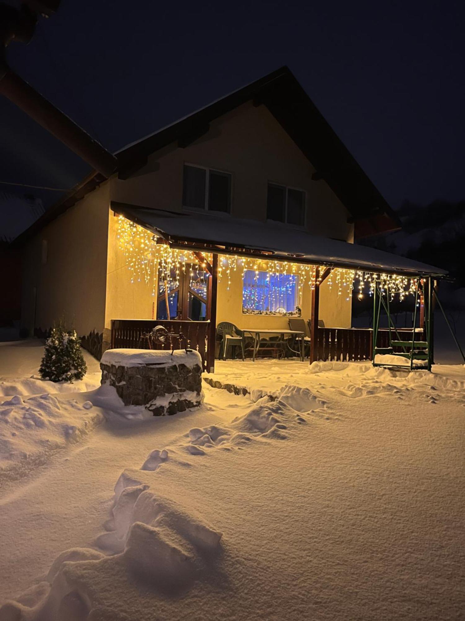 Casa In Curte La Zavate Villa Bran  Exteriör bild